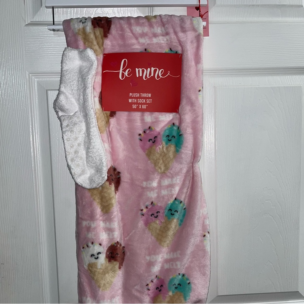 Valentines pink blanket